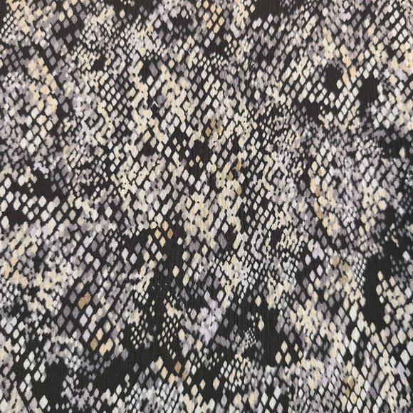 Dana Buchman Sleeveless Blouse Tank Womens Large Silver Snake Reptile Snakeskin - Picture 2 of 8